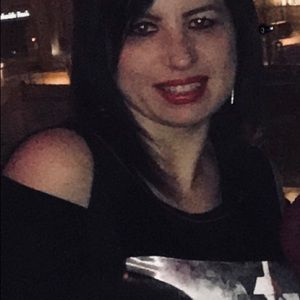 Meet your Posher, Sharon